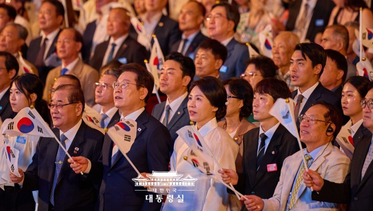 <span style='font-size:18px; display: block; margin-top:0px; margin-bottom:4px;'>국뽕의 온도 — 품격을 회복한 시간</span>해방의 80년, 다시 우리의 품격으로